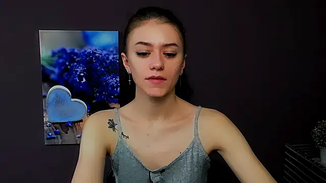 LanaTey online show from 03/12/25, 12:57