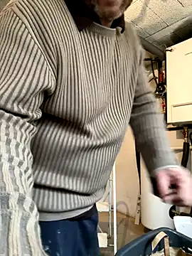 Snapshot of billybib83 chatting on 11/14/25, 12:48 billybib83 online show from 11/14/25, 12:48