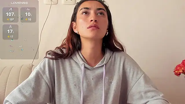 Gabee7  online show from 03/18/25, 04:59