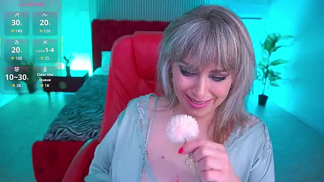 CandyLadyyy online show from 06/25/26, 09:08