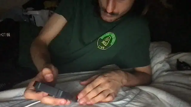 Snapshot of twink69Finger chatting on 12/21/25, 03:19 twink69Finger online show from 12/21/25, 03:19