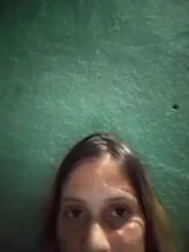 Snapshot of VictoriaLuxe chatting on 10/31/25, 12:44 VictoriaLuxe online show from 10/31/25, 12:44