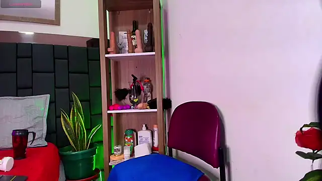 EllenaBoobs  online show from 06/15/26, 01:57