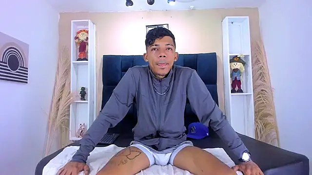 Gregory Sforza online show from 09/27/25, 01:16