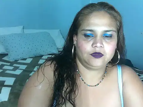 clover cams1874 online show from 09/13/25, 05:46