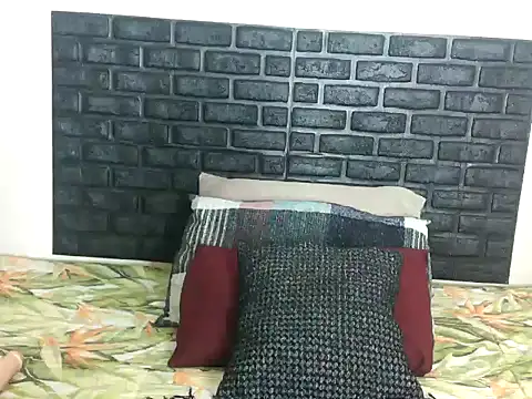 clover cams1874 online show from 05/06/26, 05:07