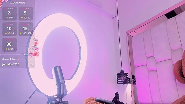 Daia Ortiz online show from 10/21/25, 07:47