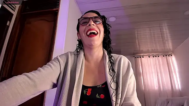 mia velvet1 online show from 05/07/26, 12:32