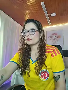 Snapshot of Rose_Thompson1 chatting on 07/07/26, 01:26 Rose Thompson1 online show from 07/07/26, 01:26