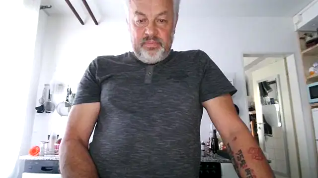 Berg Boy online show from 09/21/25, 06:15