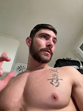 Hugo34bg online show from 12/16/25, 03:00