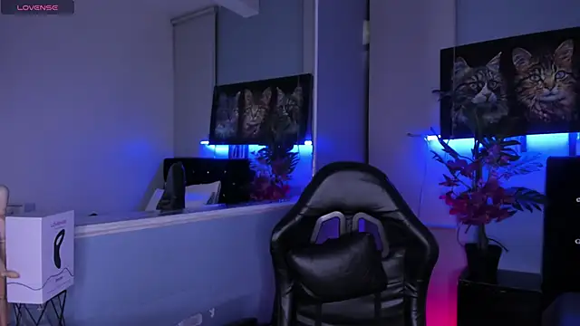 Snapshot of LucasCarterr_ chatting on 11/19/25, 03:39 LucasCarterr online show from 11/19/25, 03:39