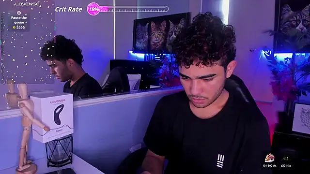 Snapshot of LucasCarterr_ chatting on 11/28/25, 08:00 LucasCarterr online show from 11/28/25, 08:00