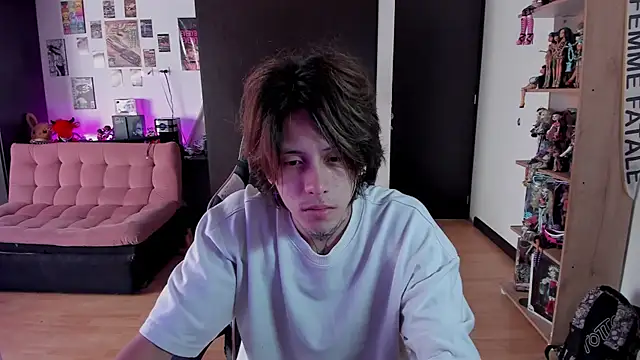 xIce Boy online show from 05/19/26, 01:17