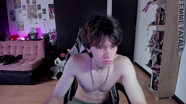 xIce Boy online show from 06/07/26, 03:49