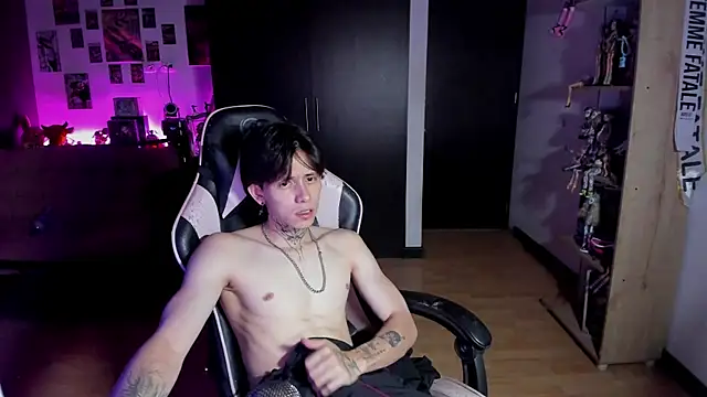 xIce Boy online show from 06/14/26, 01:14