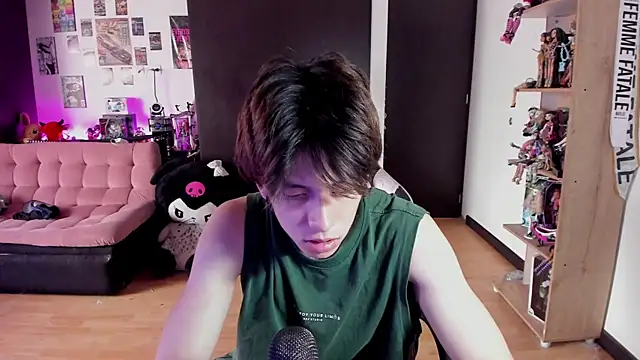 xIce Boy online show from 06/16/26, 03:25