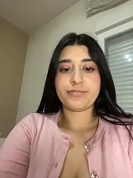 SashaLuss  online show from 05/03/26, 06:36