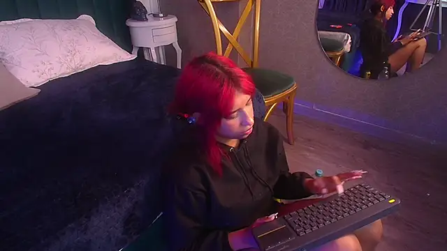 Karin Ks online show from 03/20/25, 09:48