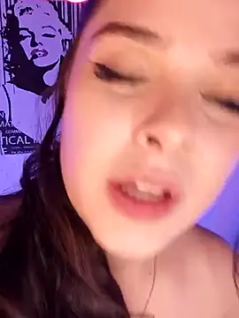 LoganPeny online show from 03/20/25, 05:24