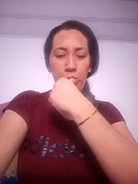 Snapshot of melany-92xxx chatting on 05/05/26, 02:08 melany-92xxx online show from 05/05/26, 02:08