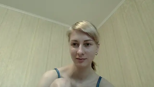 Snapshot of _Black-Panther_ chatting on 05/11/26, 02:45 Black-Panther online show from 05/11/26, 02:45