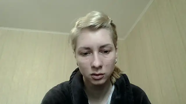 Snapshot of _Black-Panther_ chatting on 05/17/26, 08:01 Black-Panther online show from 05/17/26, 08:01