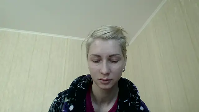 Snapshot of _Black-Panther_ chatting on 06/19/26, 08:18 Black-Panther online show from 06/19/26, 08:18