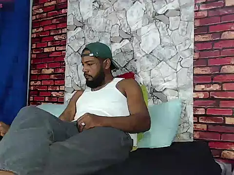 Snapshot of BladeFoxxx1 chatting on 05/18/26, 01:45 BladeFoxxx1 online show from 05/18/26, 01:45