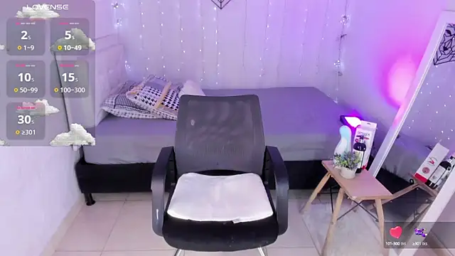 Snapshot of Brithanycullen chatting on 09/19/25, 02:02 Brithanycullen online show from 09/19/25, 02:02