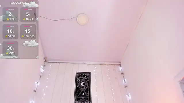 Snapshot of Brithanycullen chatting on 11/10/25, 10:42 Brithanycullen online show from 11/10/25, 10:42