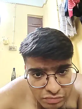 Snapshot of sutfvkii chatting on 03/13/25, 03:28 sutfvkii online show from 03/13/25, 03:28