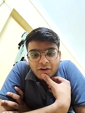 Snapshot of sutfvkii chatting on 03/21/25, 02:51 sutfvkii online show from 03/21/25, 02:51