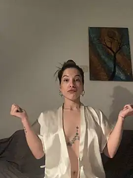 Snapshot of CosmiccAlai chatting on 03/16/25, 02:32 CosmiccAlai online show from 03/16/25, 02:32