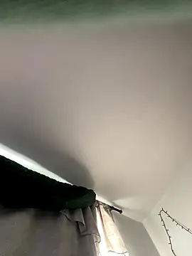 Snapshot of CosmiccAlai chatting on 11/08/25, 09:35 CosmiccAlai online show from 11/08/25, 09:35