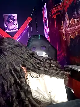 Tracy KS online show from 03/17/25, 06:53