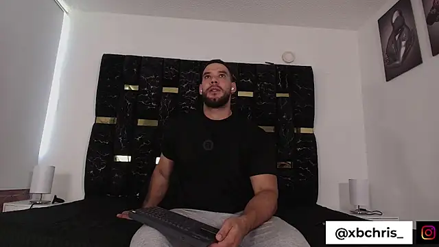 Snapshot of chris_blake__ chatting on 03/16/26, 07:18 chris blake online show from 03/16/26, 07:18