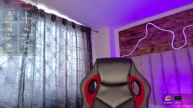 natasha  black online show from 12/02/25, 07:42