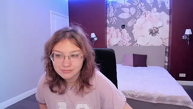 AngelinaLow online show from 11/22/25, 06:34