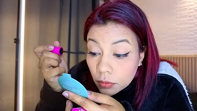 Snapshot of TiffanyWalk chatting on 01/13/26, 11:26 TiffanyWalk online show from 01/13/26, 11:26