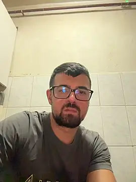 Snapshot of whatthedoctorordered chatting on 12/14/25, 08:02 whatthedoctorordered online show from 12/14/25, 08:02