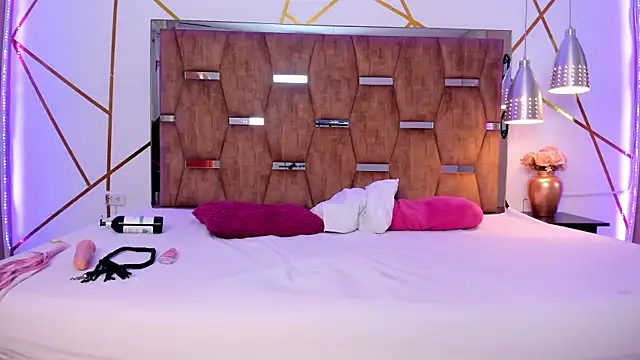 Snapshot of AndrewPeach_ chatting on 03/19/25, 04:47 AndrewPeach online show from 03/19/25, 04:47