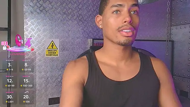 Snapshot of LiamByrne chatting on 12/05/25, 08:38 LiamByrne online show from 12/05/25, 08:38