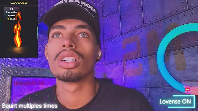 Snapshot of LiamByrne chatting on 12/15/25, 08:24 LiamByrne online show from 12/15/25, 08:24