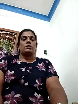 Snapshot of kissmetha chatting on 03/15/25, 10:13 kissmetha online show from 03/15/25, 10:13