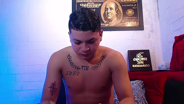 Snapshot of juan_montoyasex chatting on 03/20/25, 10:32 juan montoyasex online show from 03/20/25, 10:32