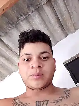 Snapshot of juan_montoyasex chatting on 10/19/25, 07:14 juan montoyasex online show from 10/19/25, 07:14