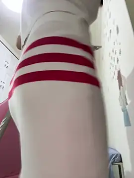 aa520uv online show from 10/19/25, 05:19