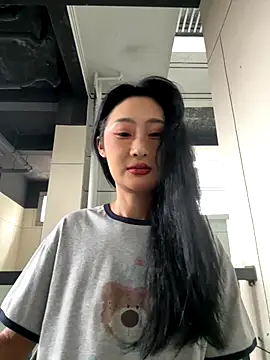 linger-23 online show from 09/21/25, 06:15