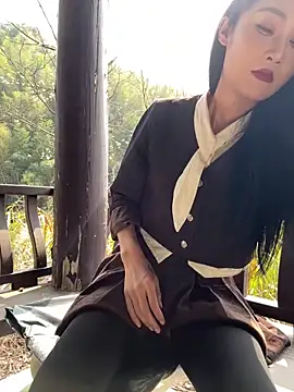 linger-23 online show from 03/15/26, 05:46